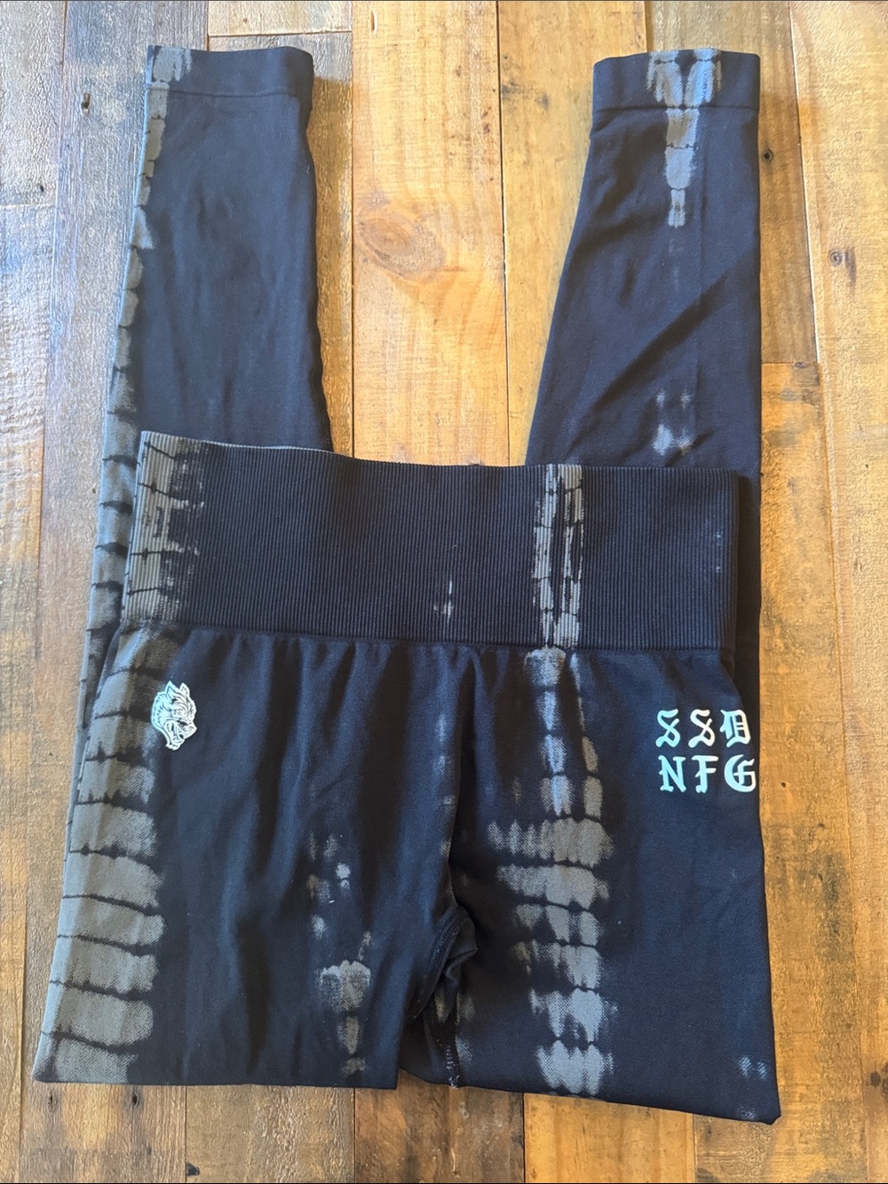 Darc Sport Black Tie-Dye Leggings with Pale Gray Accents